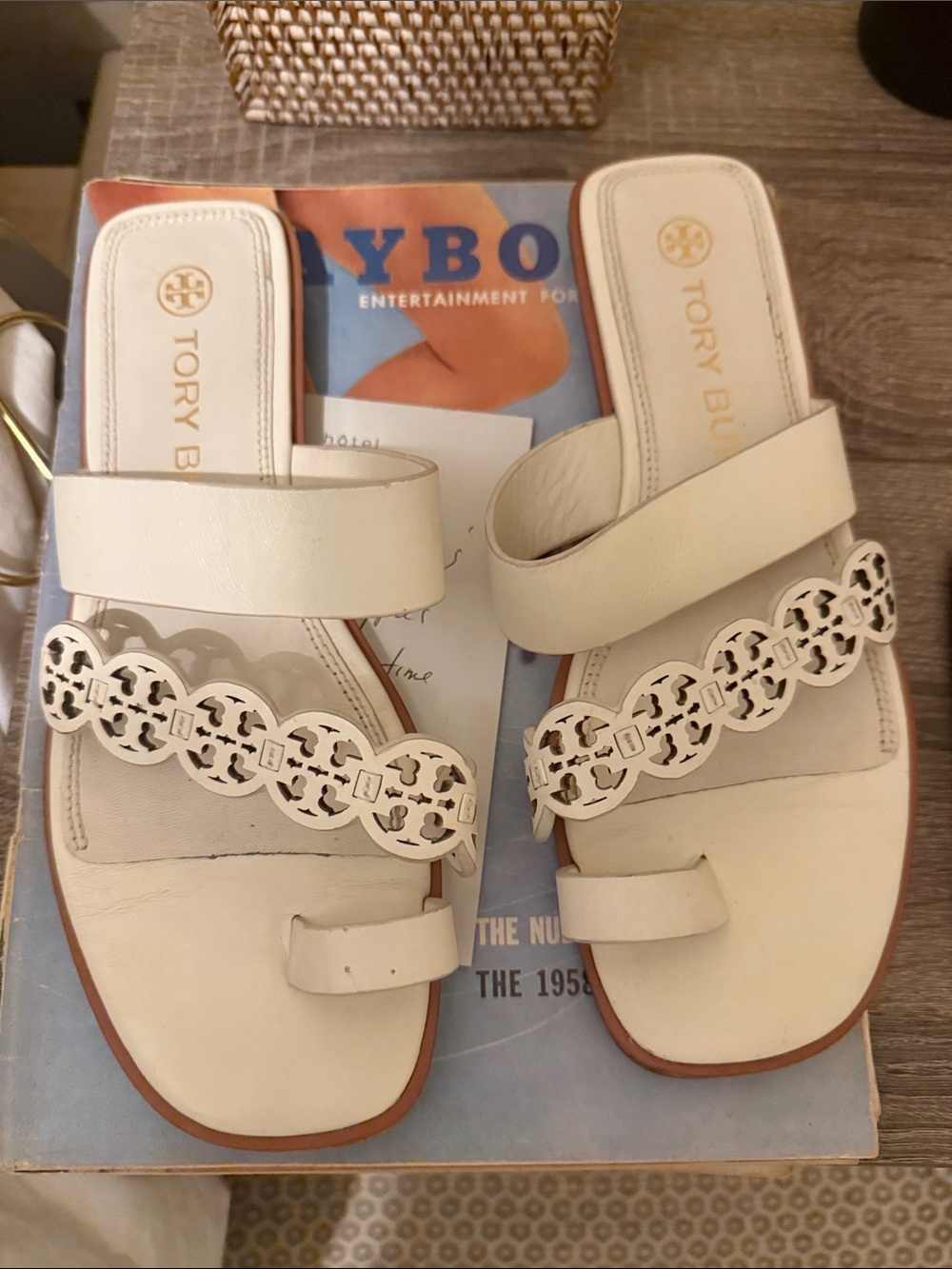 Tory Burch Cream Leather Logo Cutout Slide Sandals